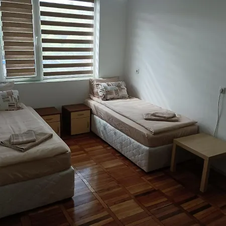 ели * Veliko Tarnovo